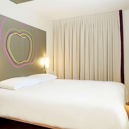 Hotel Ibis Styles Lleida Torrefarrera Екстер'єр фото