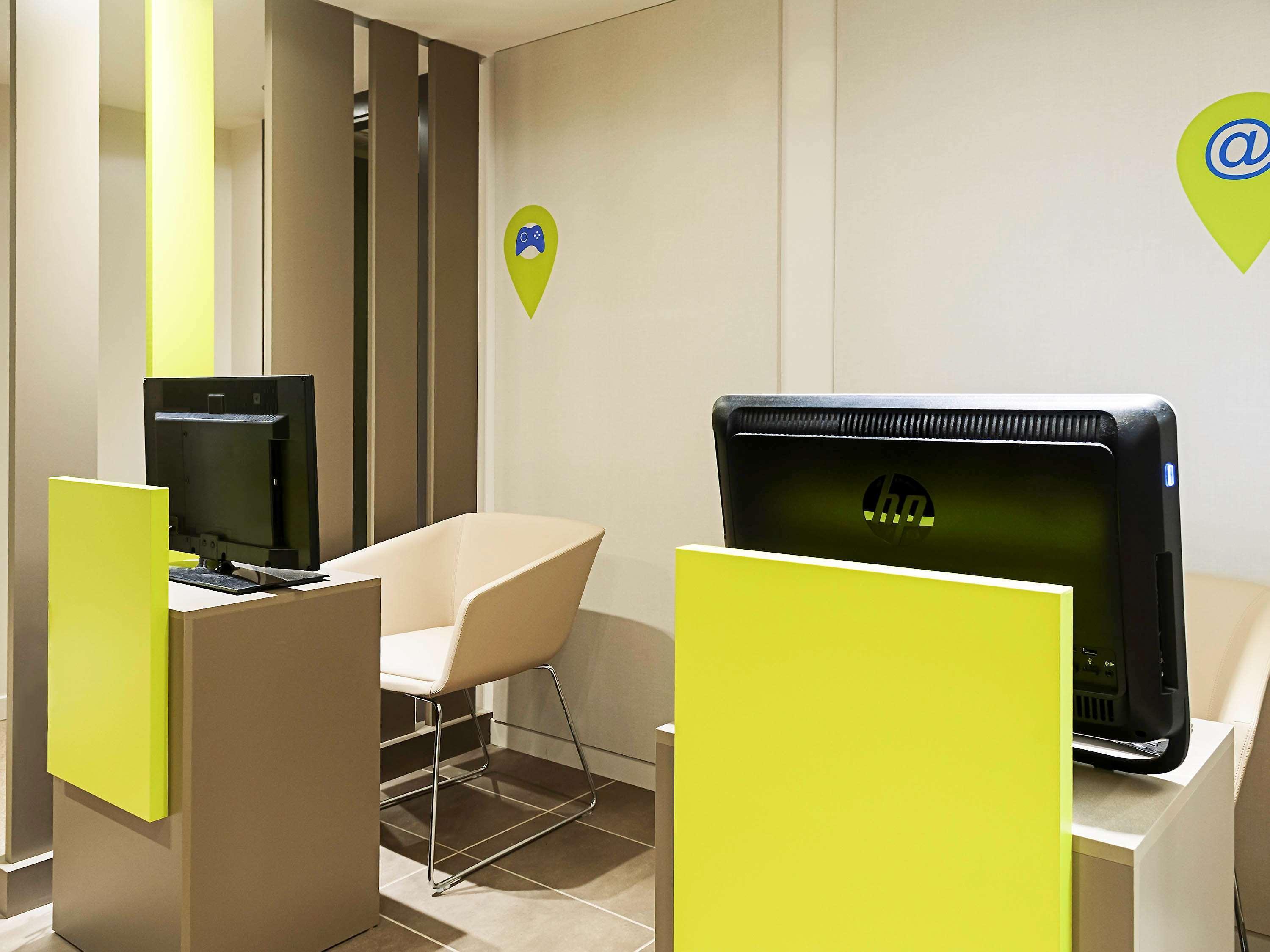 Hotel Ibis Styles Lleida Torrefarrera Екстер'єр фото